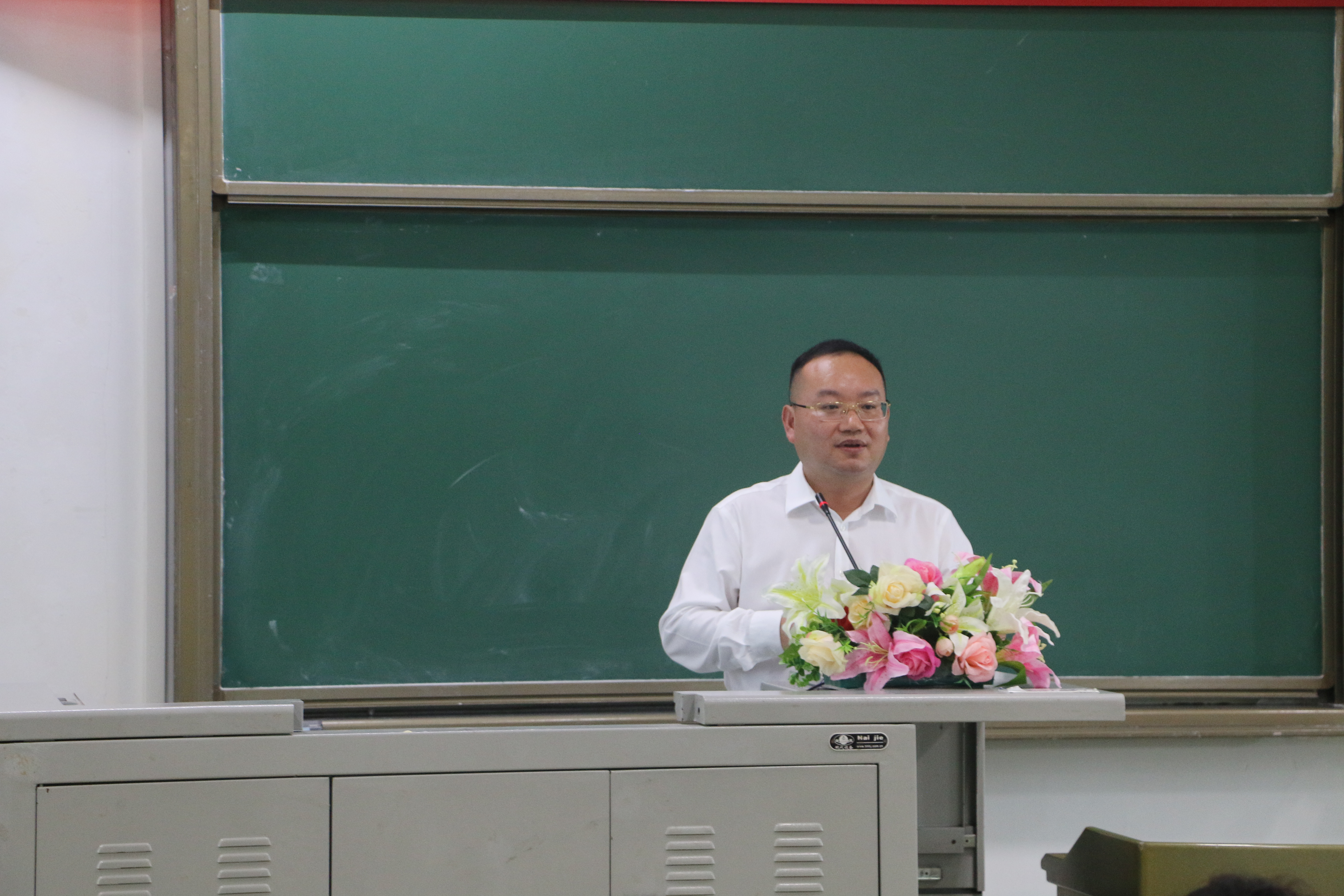 1600826338647057913.jpg 4.jpg