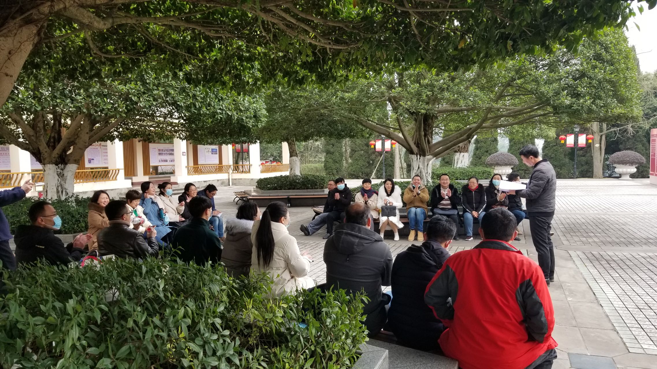 1640827866850029943.jpg e38f3aace2791f224db1eec4b65f348.jpg